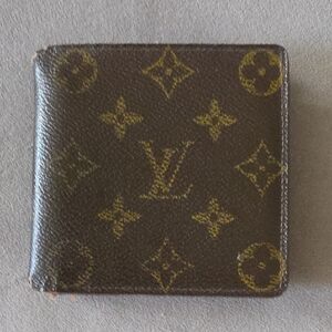 AUTHENTIC Vintage Louis Vuitton Monogram Canvas Men's Bifold Wallet